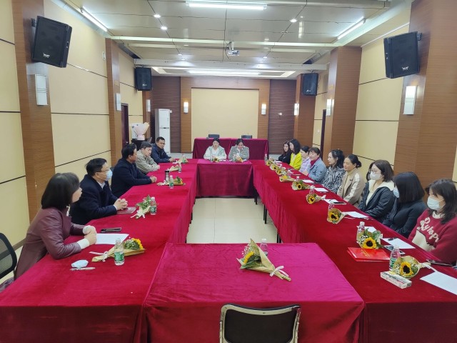 化工投公司组织开展“巾帼心向党 奋进新征程”迎“三八”妇女节座谈会